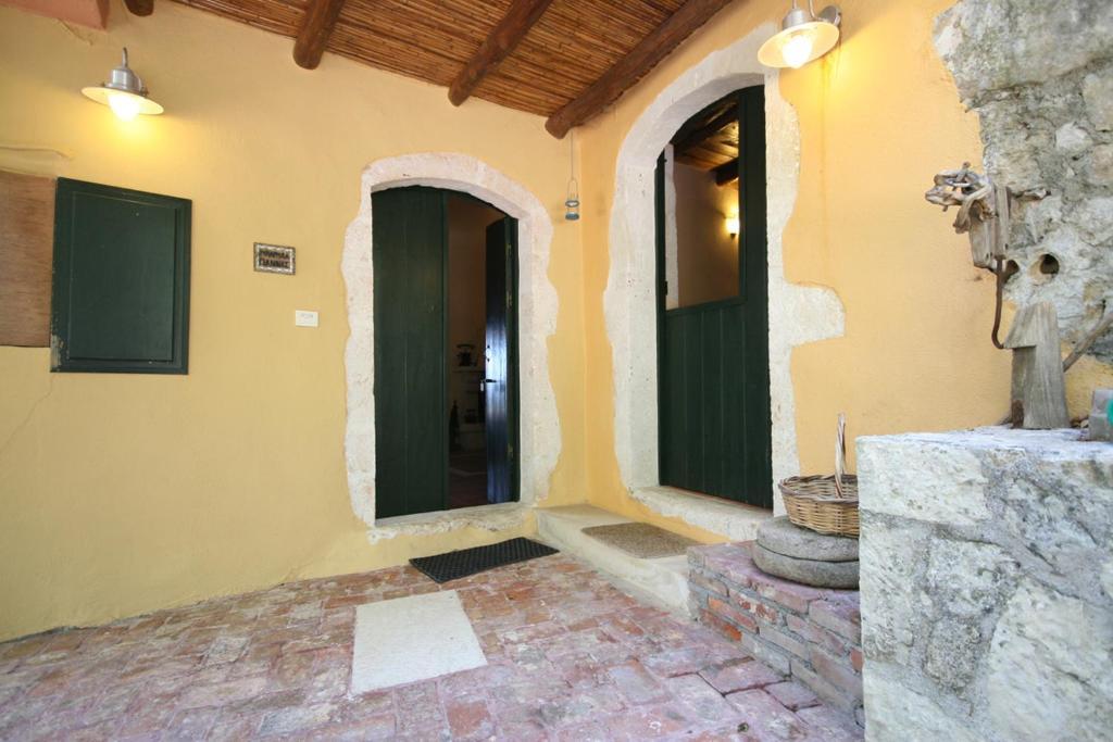 Agathes Traditional Houses Kástellos Room photo